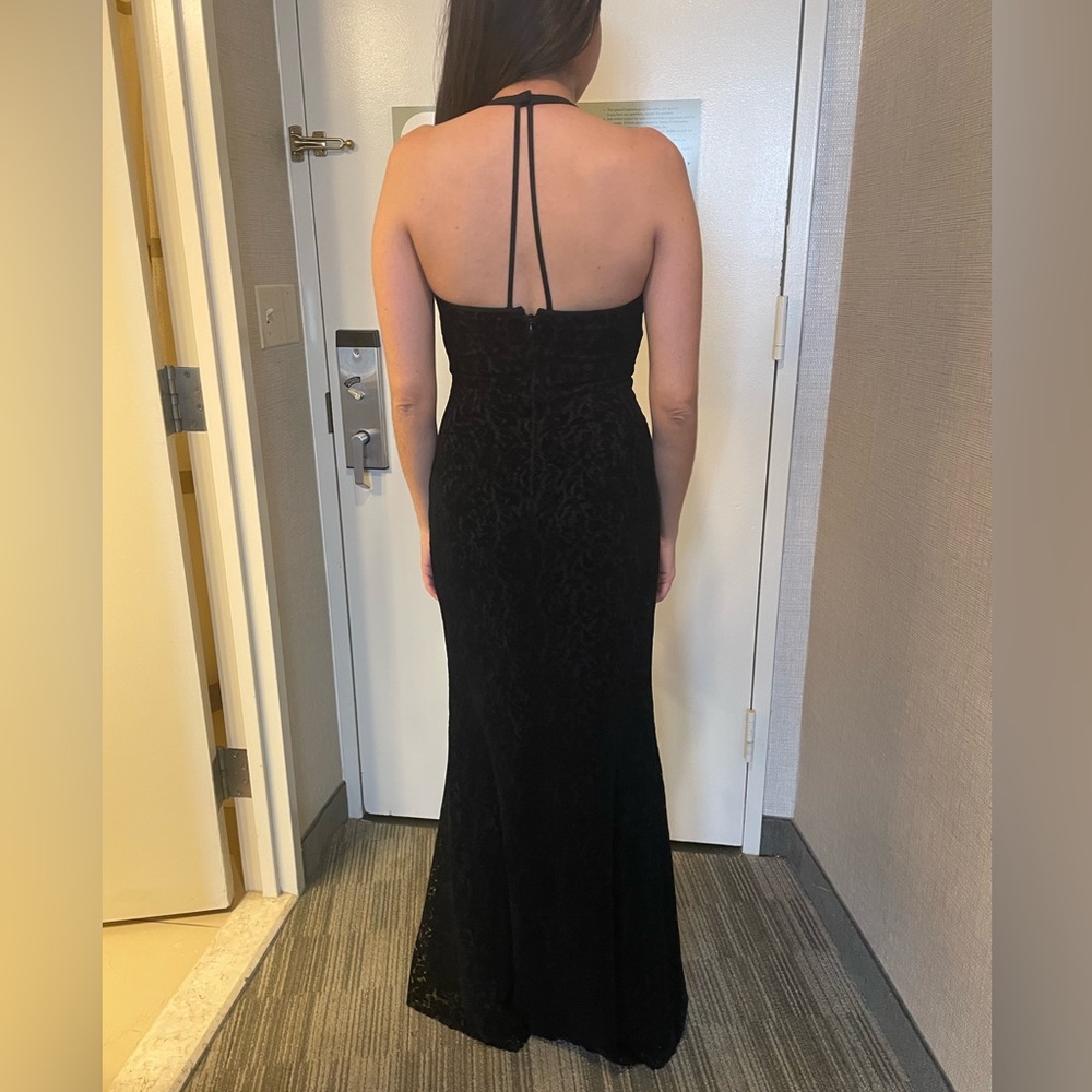 Nicole Miller Collection Gown - Picture 3 of 12
